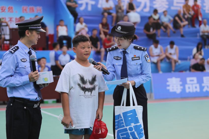 ֪RЪ?chung)h(hun)(ji)  z