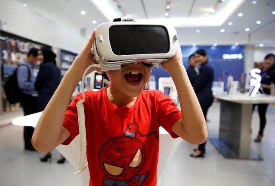 VR׃?yu)F(xin) ЇLͶYо(D)