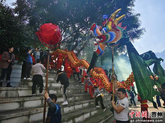 活動(dòng)現(xiàn)場(chǎng) 活動(dòng)現(xiàn)場(chǎng)