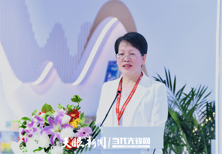 �F��ϞȾ��ذ�D���_(k��i)����(gu��)�H����֮��