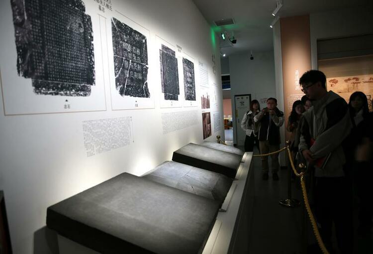 唐韓休墓壁畫首次對(duì)外集中展出 目前暫時(shí)只對(duì)科研相關(guān)人員開放