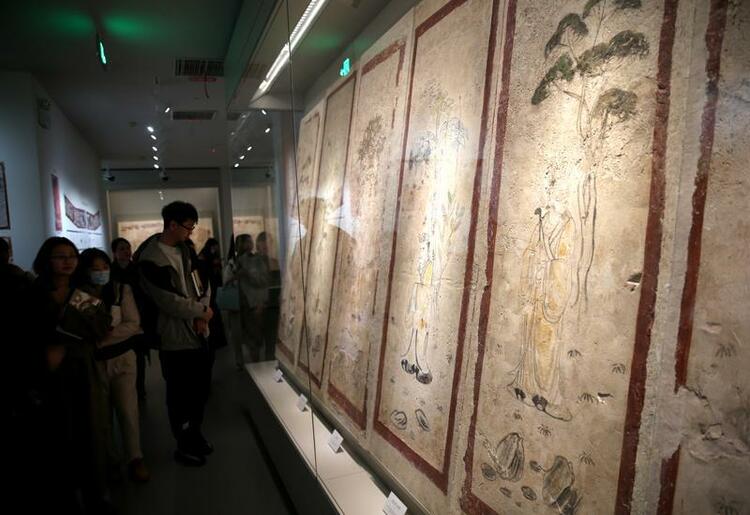 唐韓休墓壁畫首次對(duì)外集中展出 目前暫時(shí)只對(duì)科研相關(guān)人員開放